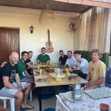 Berber Waves Surf House Hostel Tamraght Ngoại thất bức ảnh