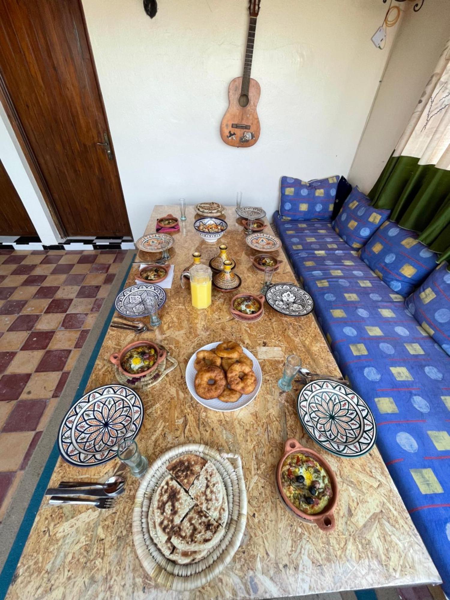 Berber Waves Surf House Hostel Tamraght Ngoại thất bức ảnh