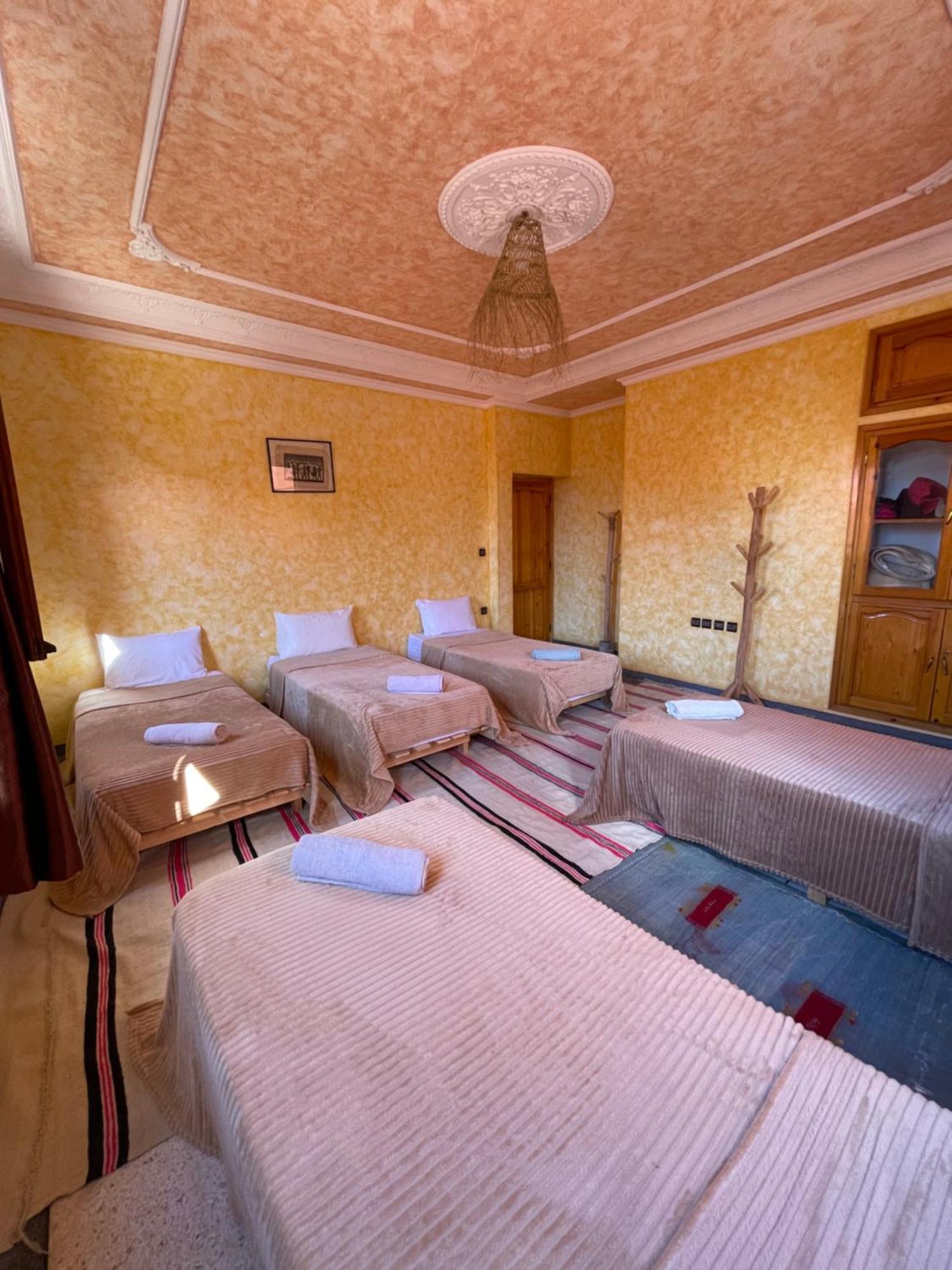 Berber Waves Surf House Hostel Tamraght Ngoại thất bức ảnh