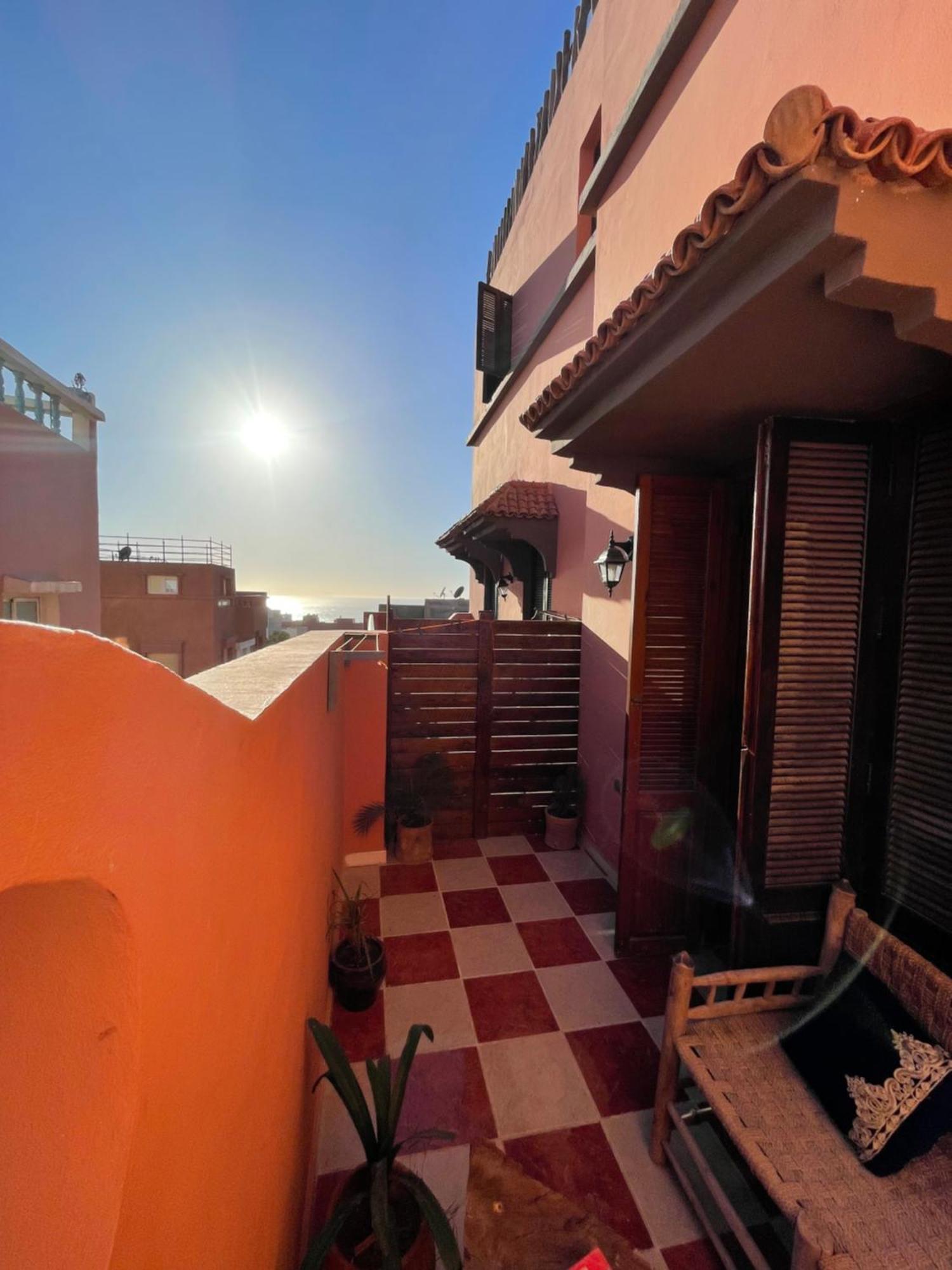 Berber Waves Surf House Hostel Tamraght Ngoại thất bức ảnh