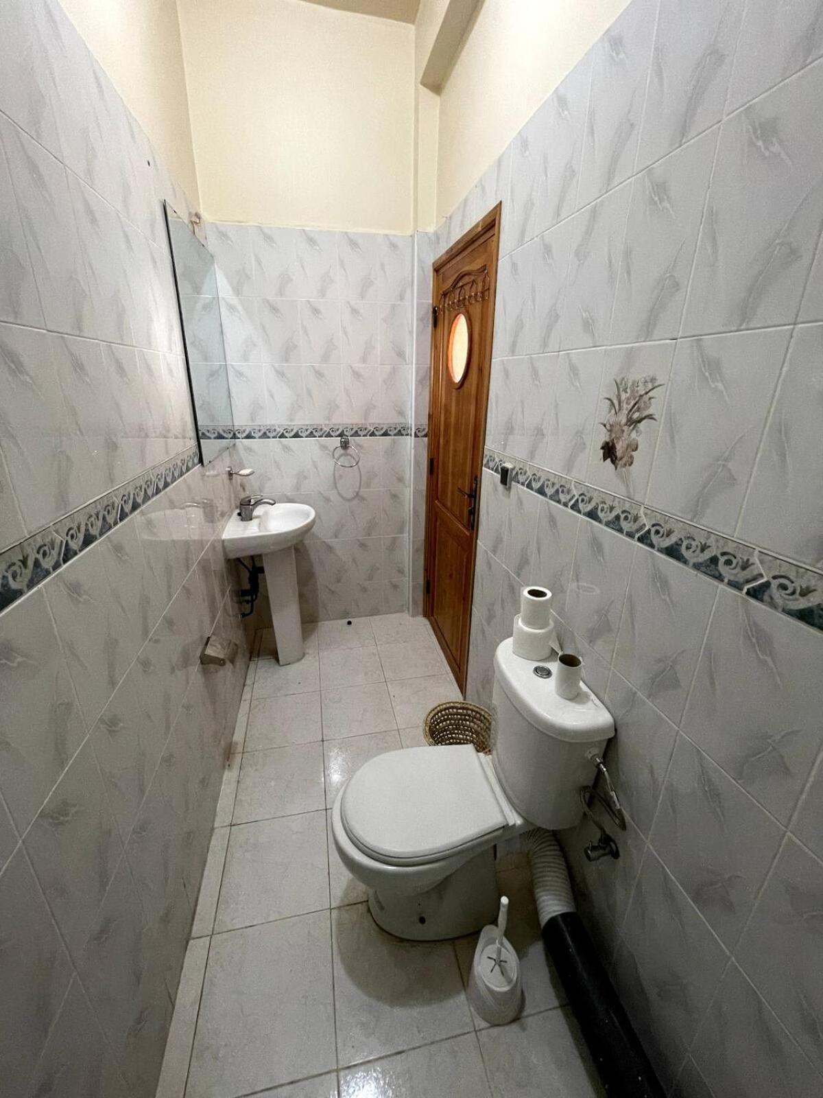 Berber Waves Surf House Hostel Tamraght Ngoại thất bức ảnh