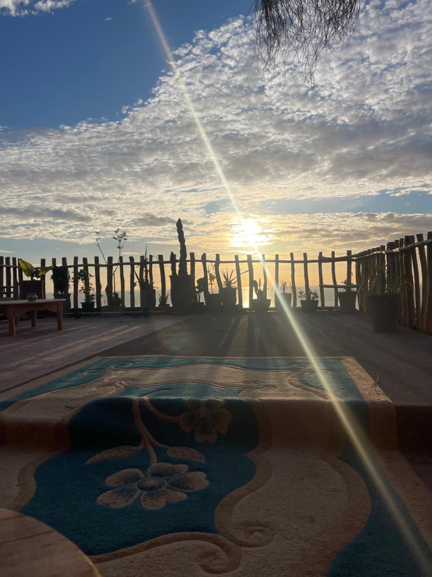 Berber Waves Surf House Hostel Tamraght Ngoại thất bức ảnh