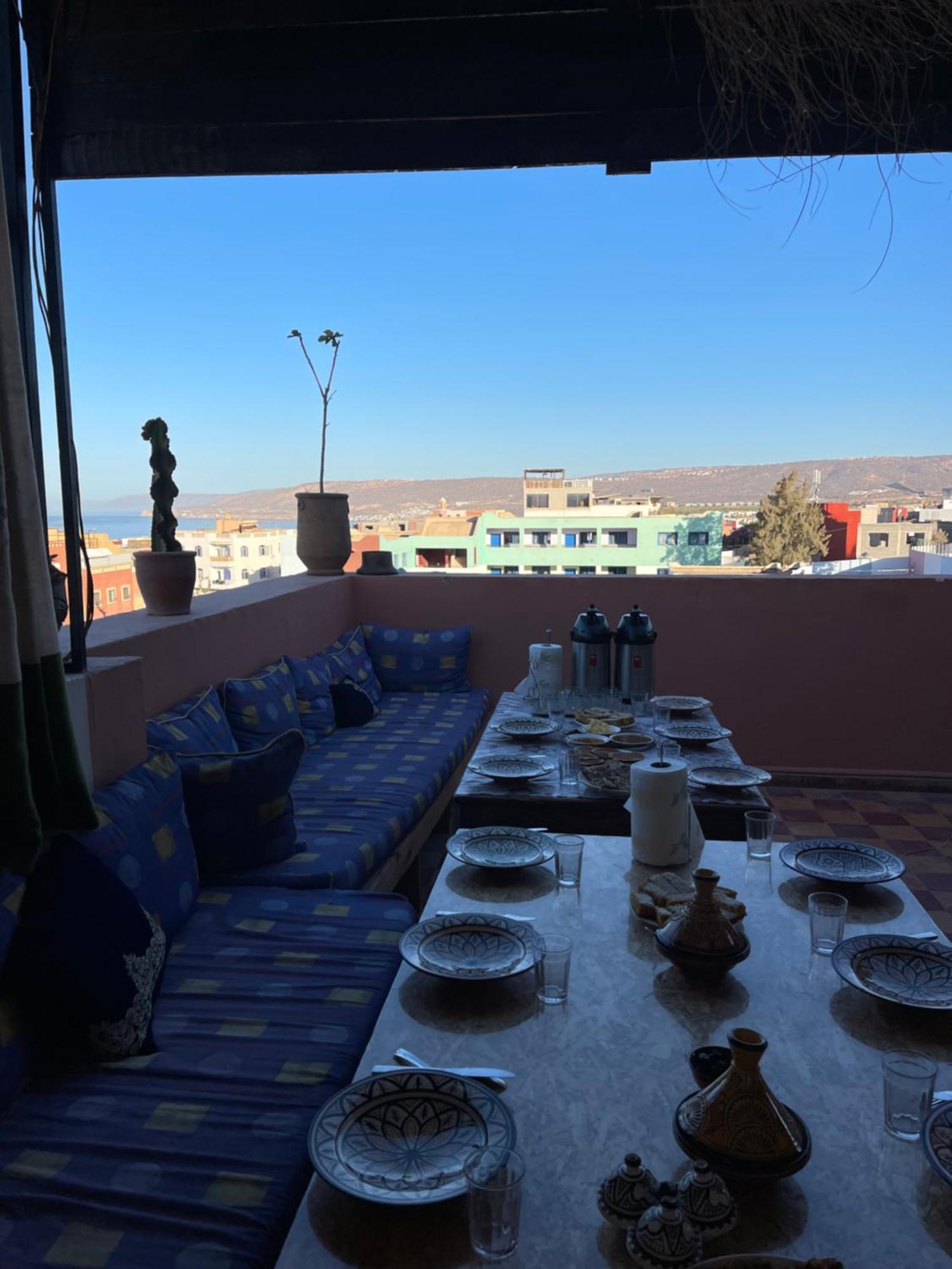 Berber Waves Surf House Hostel Tamraght Ngoại thất bức ảnh