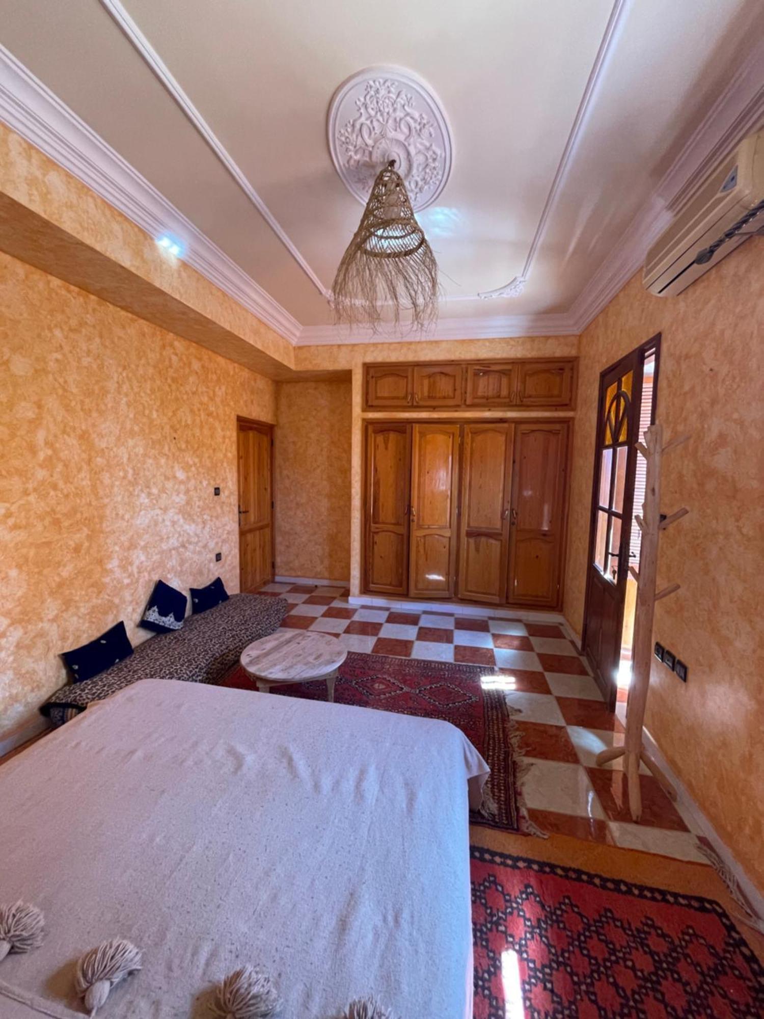 Berber Waves Surf House Hostel Tamraght Ngoại thất bức ảnh