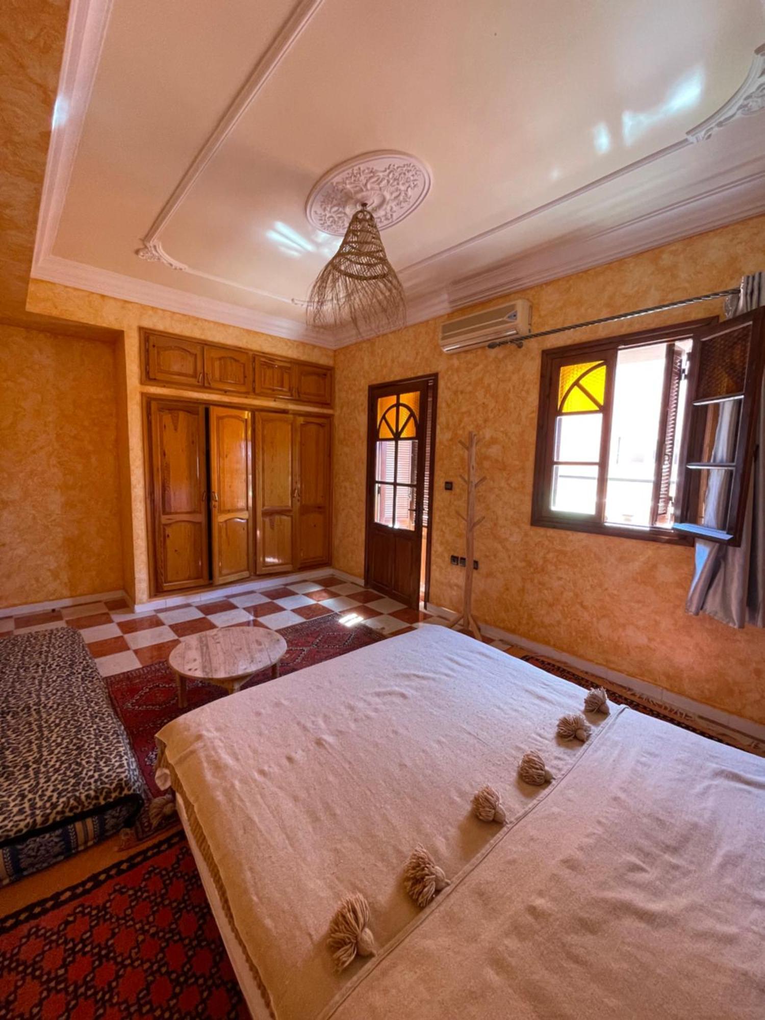 Berber Waves Surf House Hostel Tamraght Ngoại thất bức ảnh