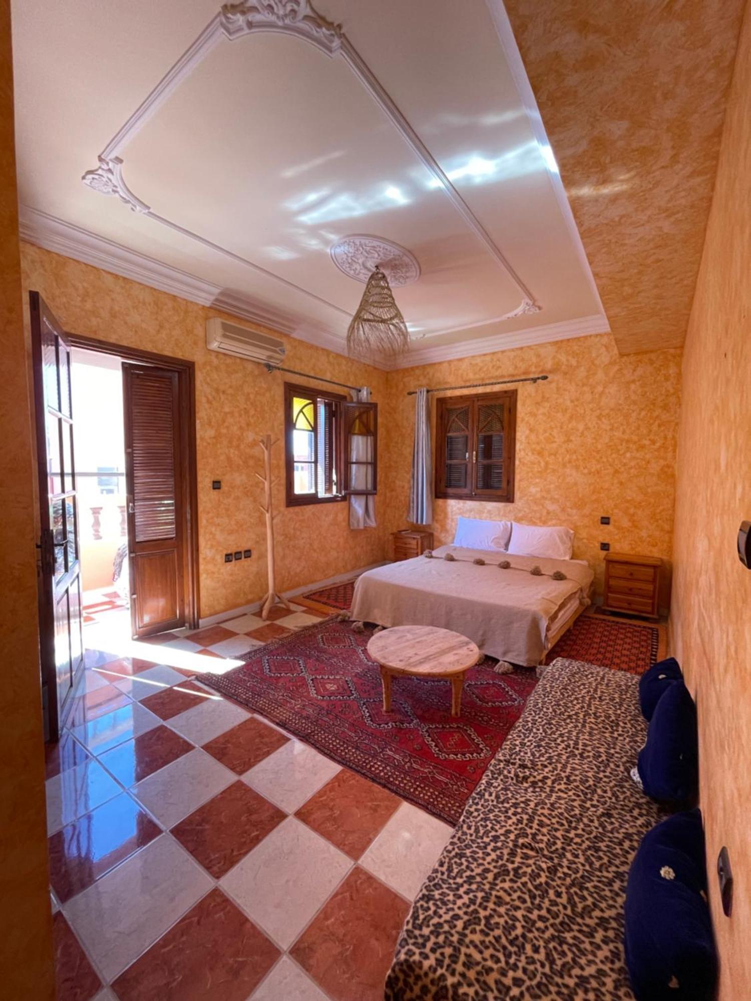 Berber Waves Surf House Hostel Tamraght Ngoại thất bức ảnh