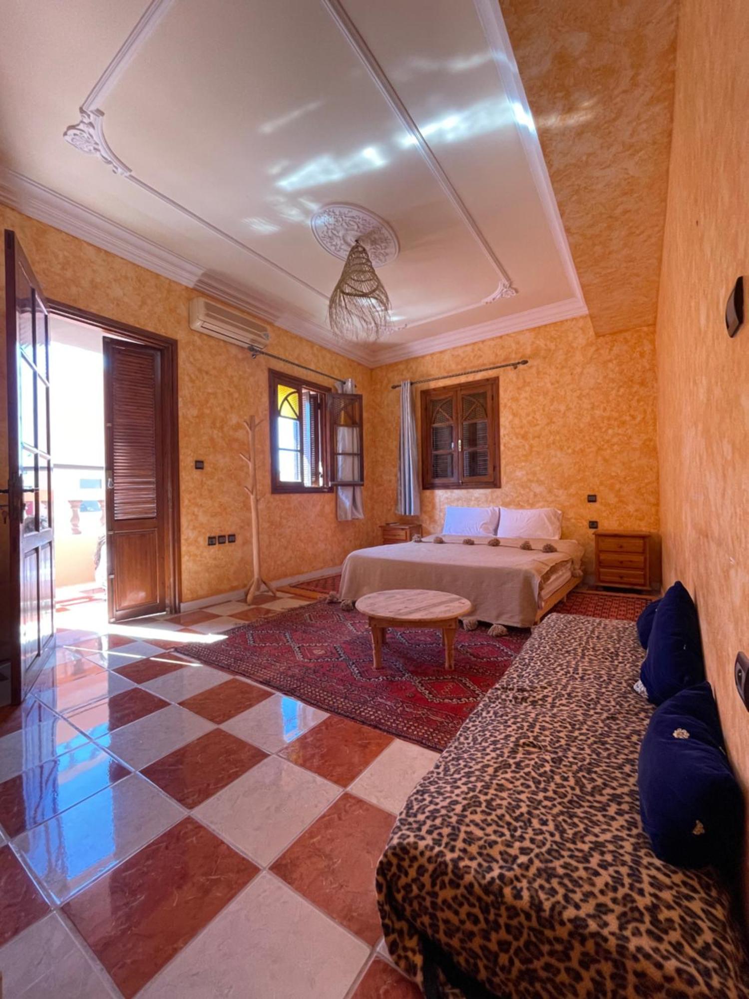 Berber Waves Surf House Hostel Tamraght Ngoại thất bức ảnh